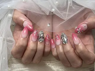 ネイル ToliyDeliy Nail Salonのネイルデザイン