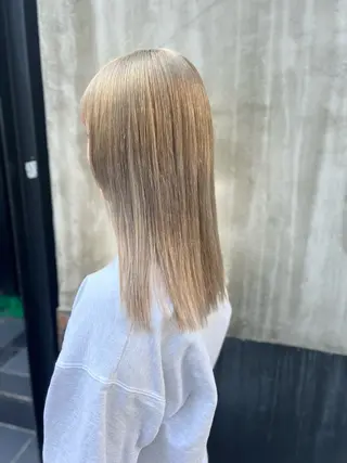 ミディアム カラー 🍇おぐら めぐみ🍇のヘアスタイル