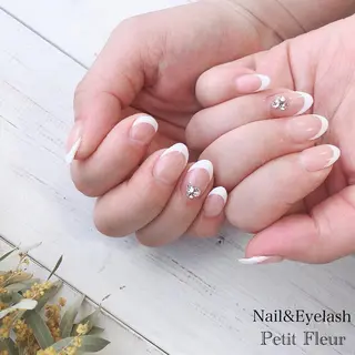 ネイル Petit Fleur所属・青柳 亜梨奈のマツエク・マツパデザイン