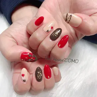 ネイル 💅ネイルハウス🏡 🎀TOMO🎀のネイルデザイン