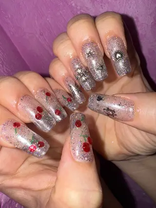 ネイル kirakira omemeのネイルデザイン