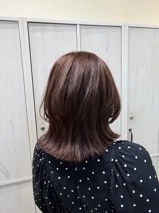 ミディアム 太田 千尋のヘアスタイル