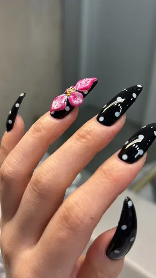 ネイル 🤎Two ERI🤎のネイルデザイン