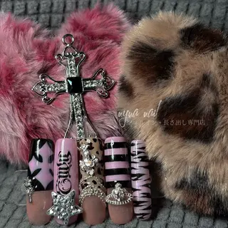 ネイル Y U K Iのネイルデザイン