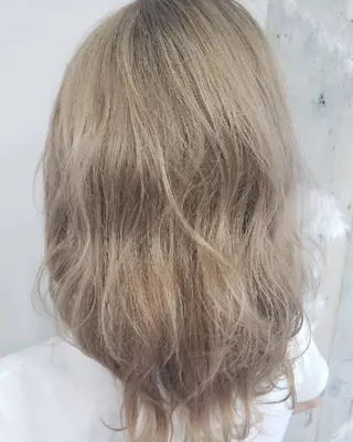 セミロング カラー ナチュラル・抜け感 永井　賢三のヘアスタイル