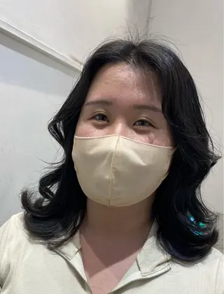 セミロング ✨くびれスタイル✨️ 戸嶋穂乃香のヘアスタイル