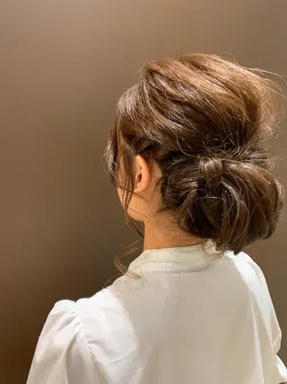 セミロング ヘアアレンジ きむえり/髪質改善 /セット/カラーのヘアスタイル