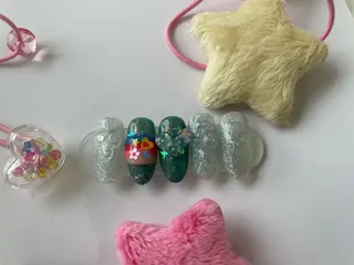 ネイル M. KOTOMIのネイルデザイン