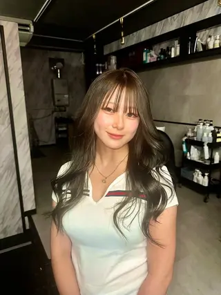 ロング カラー ainya/心斎橋 /ハイトーン/カラーのヘアスタイル