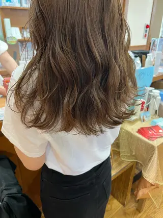 ミディアム カラー パーマ Artist 藤﨑紘成のヘアスタイル