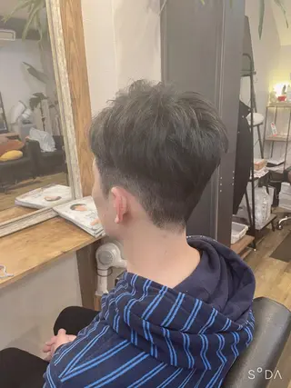 メンズ 石井 里佳のヘアスタイル