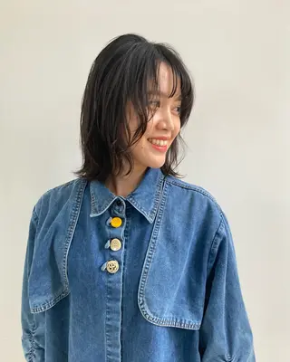 ミディアム パーマ ブリーチなしWカラー レイヤー/KOHNOのヘアスタイル