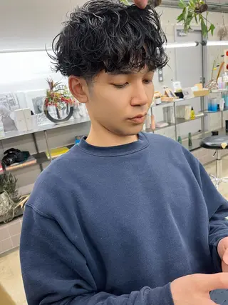 ショート パーマ メンズ ダブルカラー/ ケアブリーチ/クニトのヘアスタイル