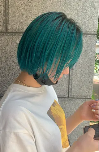 ショート カラー Fuuu《フゥ》所属・シノザキ シンゴのヘアスタイル
