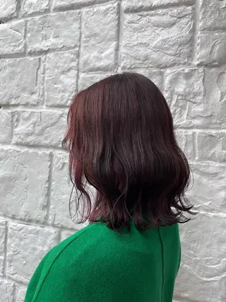 ミディアム カラー カジュアルを女っぽく 𝗮𝘆𝗮𝗰𝗼のヘアスタイル