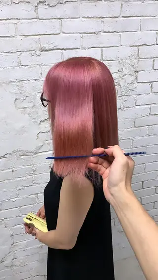 ミディアム L STUDIO心斎橋店所属・派手髪支持率No1 Eisukeのヘアスタイル