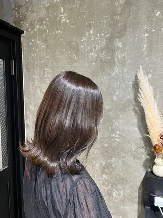 カラー 久永 菫のヘアスタイル
