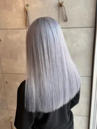 ロング カラー Lani5710所属・🎀ハイトーン・艶 カラー HANA🎀のヘアスタイル