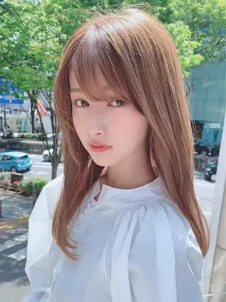 ロング カラー パーマ ヘアアレンジ 公式 Ease by amble luxeのヘアスタイル