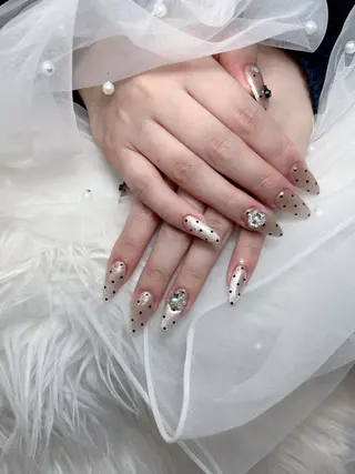 ネイル 🌈 Laule'aのネイルデザイン