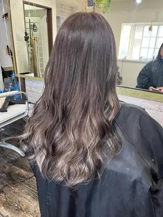 ミディアム 渡辺 健太のヘアスタイル