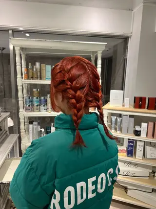 ミディアム ミカ/名駅/レイヤー /ブリーチなしカラーのヘアスタイル