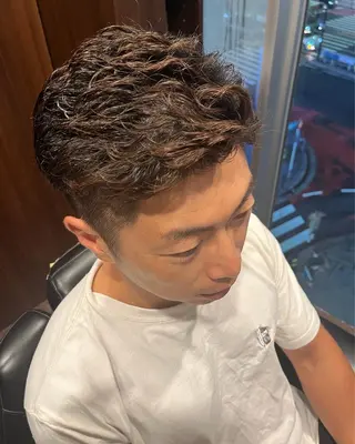 ショート パーマ メンズ 寺本 竜也のヘアスタイル