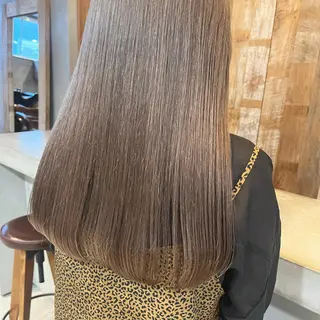 ロング カラー カジュアルを女っぽく 𝗮𝘆𝗮𝗰𝗼のヘアスタイル