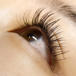 マツエク・マツパ killa eye beauty所属・野中 一葉のマツエク・マツパデザイン