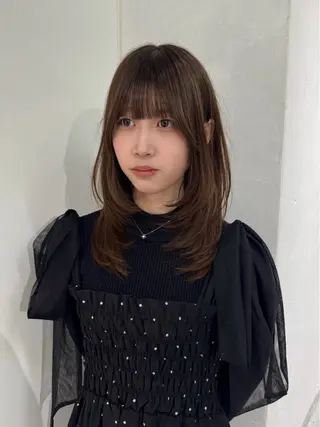 ミディアム YOKE所属・🪐hikari /似合わせカットのヘアスタイル