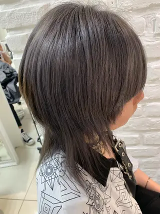 ショート カラー ヘアアレンジ 【センターパート/ マッシュ】ryokaのヘアスタイル