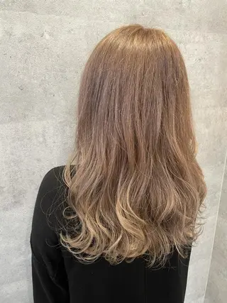 ロング カラー 西 めぐみのヘアスタイル