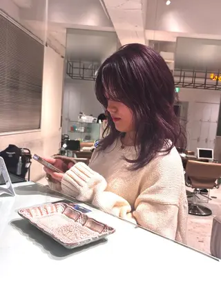 セミロング カラー 透明感カラーと映画 美容師/yujiのヘアスタイル