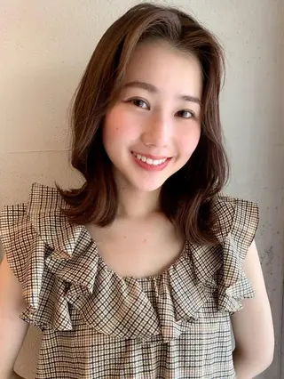 ミディアム カラー 透明感/オリーブ/ グレージュ/YUKAのヘアスタイル