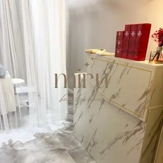 美眉アイブロウ&ハーブピーリングMiru天神店所属・山崎 蓮のマツエク・マツパデザイン