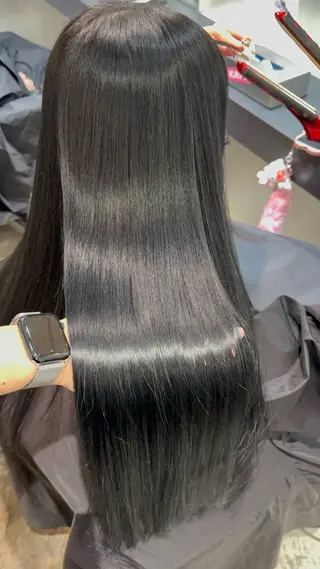 カラー WELLY  TOKYO所属・🌈レイヤーカット/ ハイトーン🌈タクマのヘアスタイル