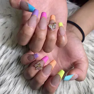 ネイル la vie  Luire所属・la vie Luire ｱｽｶのネイルデザイン