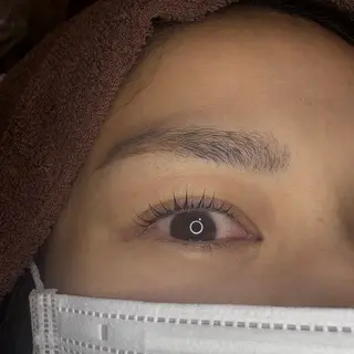 マツエク・マツパ 杉本 奈々美のヘアスタイル