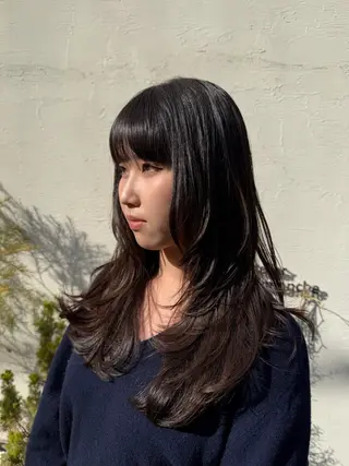 ロング atelier doux dimanche（アトリエ・ドゥー・ディマンシュ）所属・Fukamiレイヤー 透明感カラーのヘアスタイル