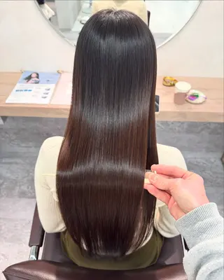 ロング 🫧岡野/透明感🍃 /髪質改善🫧のヘアスタイル