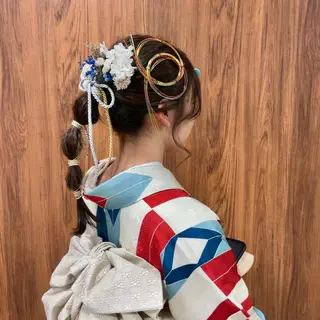 セミロング ヘアアレンジ 山田 里美のヘアスタイル