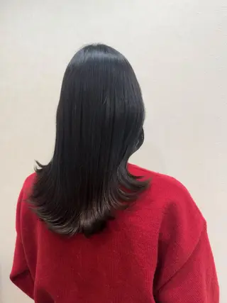 セミロング Limb所属・市塚 あみのヘアスタイル