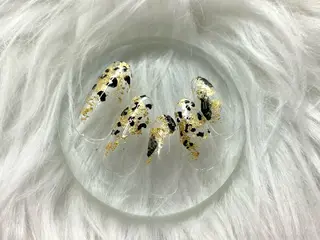 ネイル reyel Aのネイルデザイン