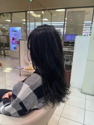 ロング カラー カネヒラ リョウスケのヘアスタイル