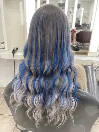 ロング ハイトーン/ エクステのヘアスタイル