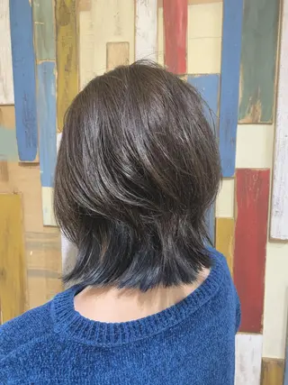 パーマ カラー セミロング 嶋村夏実🌼レイヤー 🌸白髪ぼかしのヘアスタイル