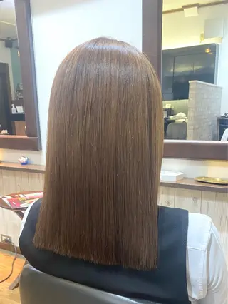 ミディアム アサクラ ユウアのヘアスタイル