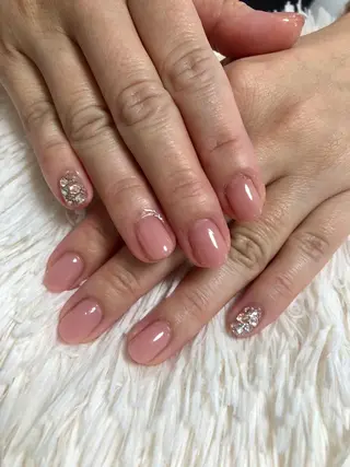 ミディアム カラー パーマ ヘアアレンジ キッズ マツエク・マツパ MALCAnail(マルカネイル)所属・荒木 莉奈のネイルデザイン