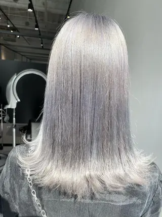 セミロング カラー salowin梅田茶屋町suite所属・ハイトーンヘア/ 島崎　タクミのヘアスタイル