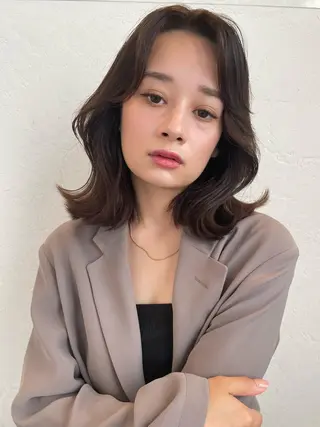ミディアム カラー レイヤーカット🎀 kanaのヘアスタイル